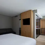 Hq La Galeria 4* Burgo