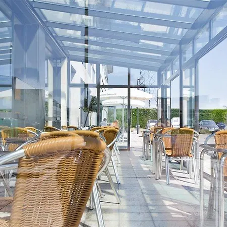 Hq La Galeria Hotel 4*