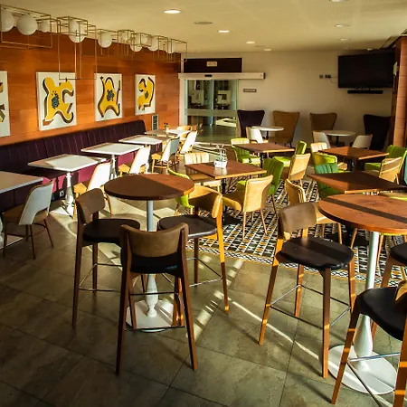 Hq La Galeria Hotel