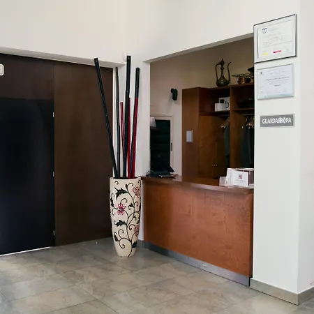 Hq La Galeria Burgo