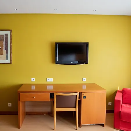 Hq La Galeria فندق Burgo
