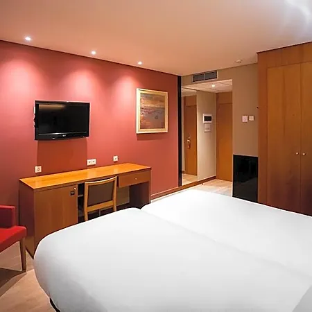 Hq La Galeria Hotel 4*