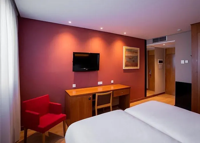 Hq La Galeria 4* Burgo