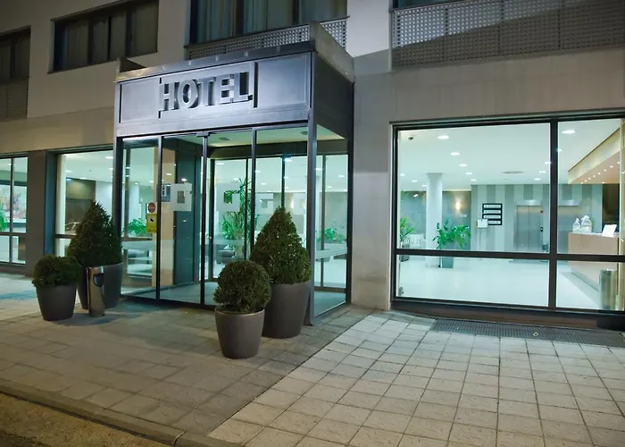 Hq La Galeria 4* Burgo