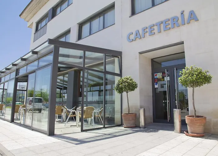 Hq La Galeria Hotel 4*