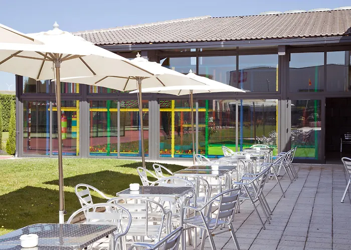 Hq La Galeria Hotel 4*