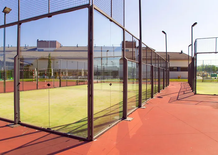 Hq La Galeria Hotel 4*