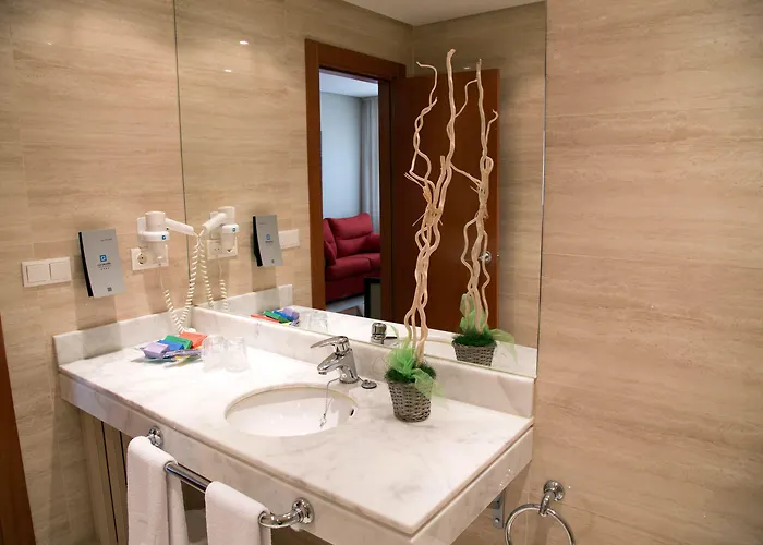 Hq La Galeria Hotel 4*