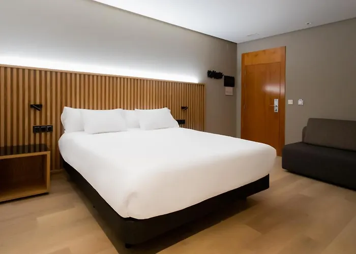 Ξενοδοχείο Hq La Galeria 4*